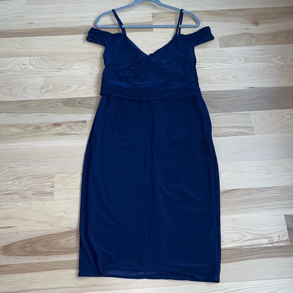 Laundry cold shoulder dress size 14